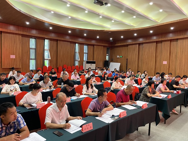 66c480b1996d46c286719ff2fa57b60e.jpg 学习.jpg
