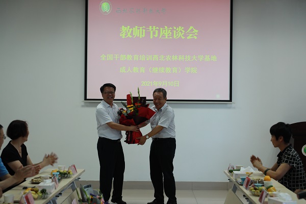 1fcff8a337fa4265a9925235edb9a815.jpg IV0A0619(1)-裁剪2.jpg